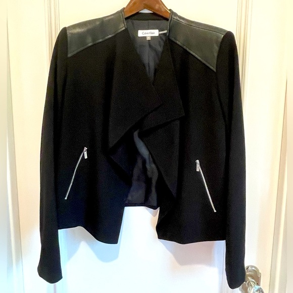 Calvin Klein Jackets & Blazers - Calvin Klein Jacket - Color: Black Size: Medium. Excellent condition!